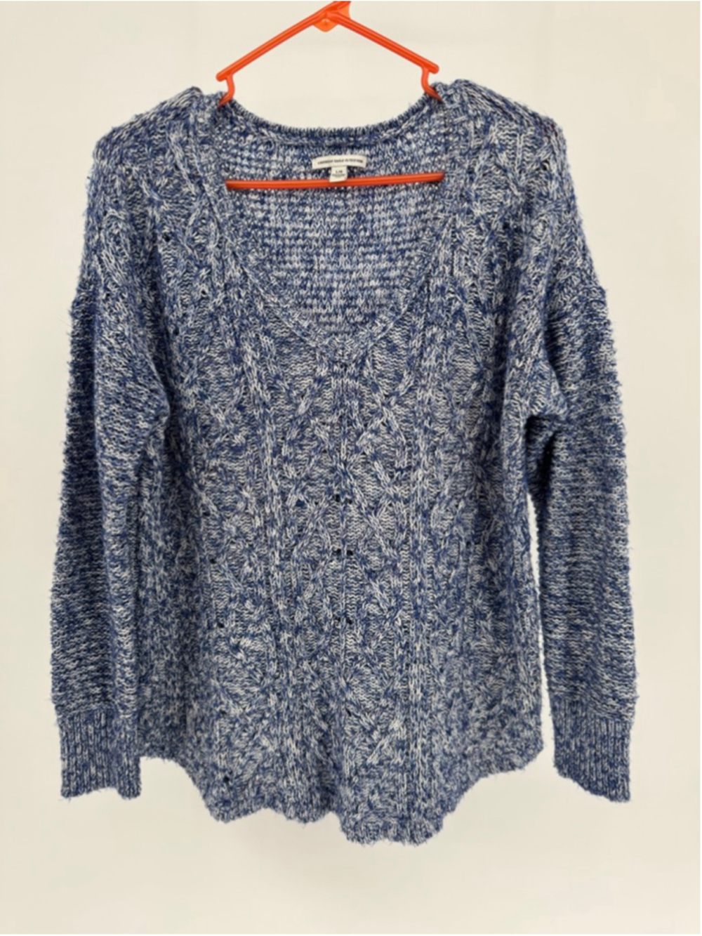 American Eagle Outfitters Women's Large V-Neck Sweater Blue White